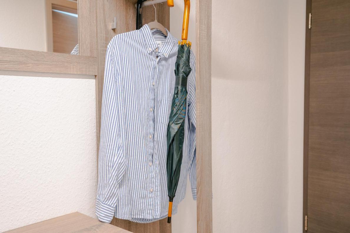 Ferienwohnung Laura In Gera Fuer Bis Zu 4 Personen - Neu Renoviert Exteriör bild