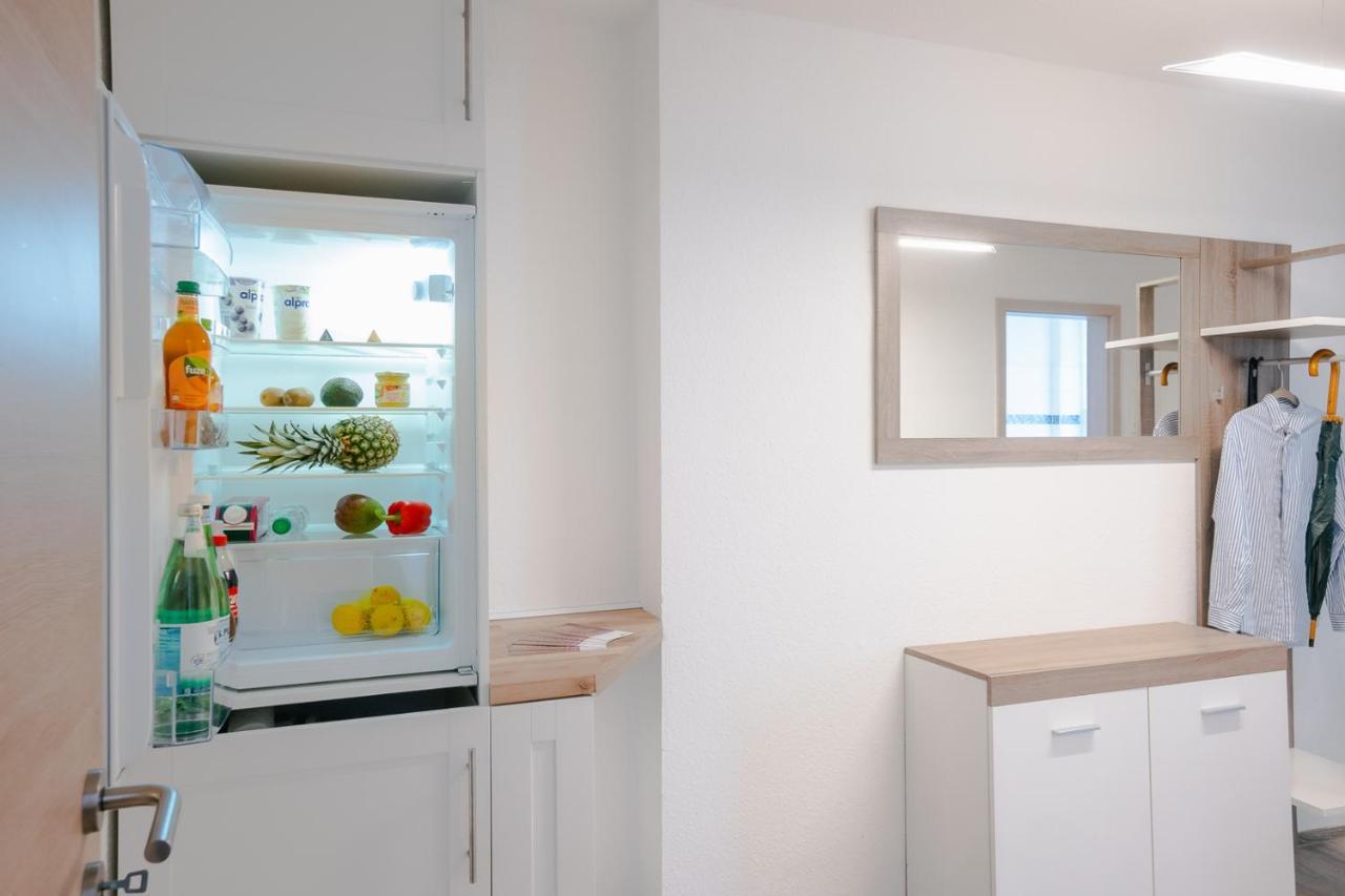 Ferienwohnung Laura In Gera Fuer Bis Zu 4 Personen - Neu Renoviert Exteriör bild