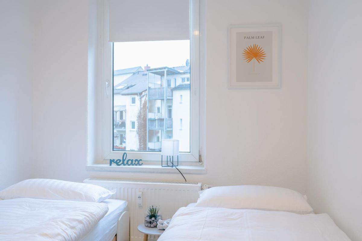 Ferienwohnung Laura In Gera Fuer Bis Zu 4 Personen - Neu Renoviert Exteriör bild